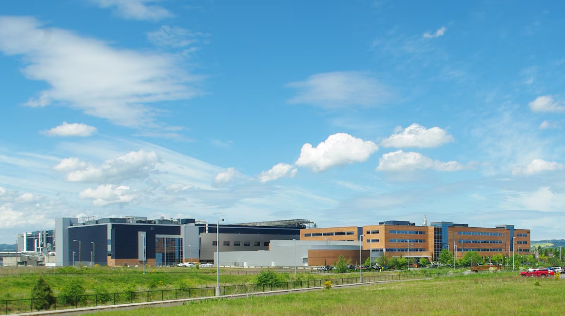 Intel's Hillsboro campus (M. O. Stevens / Wikipedia)